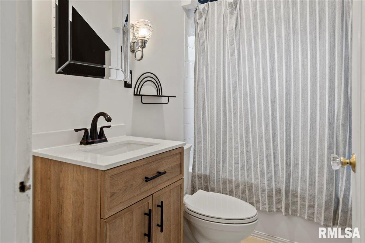 1615 South Douglas Avenue Springfield, IL 62704 - Photo 19 of 37