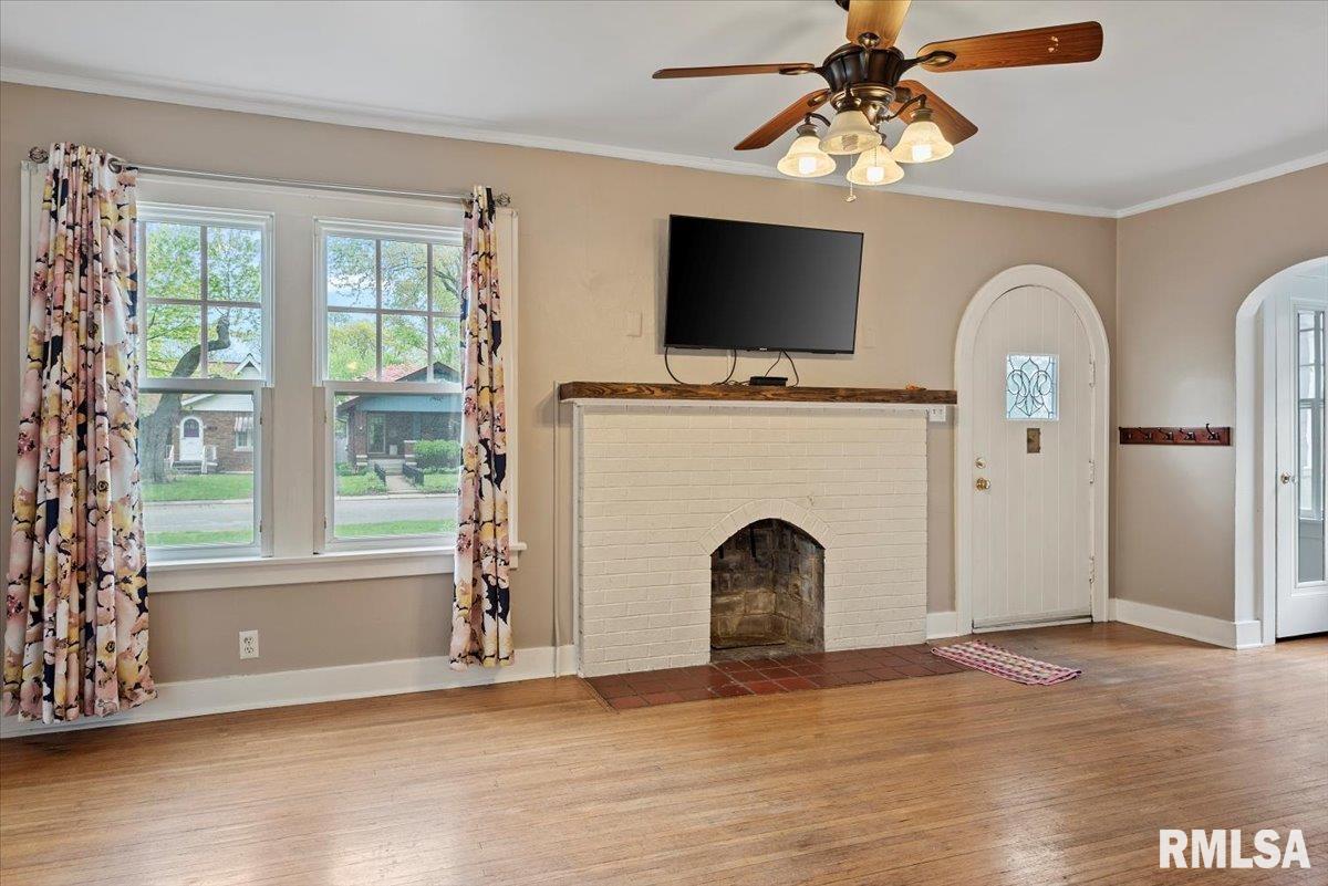 1615 South Douglas Avenue Springfield, IL 62704 - Photo 6 of 37