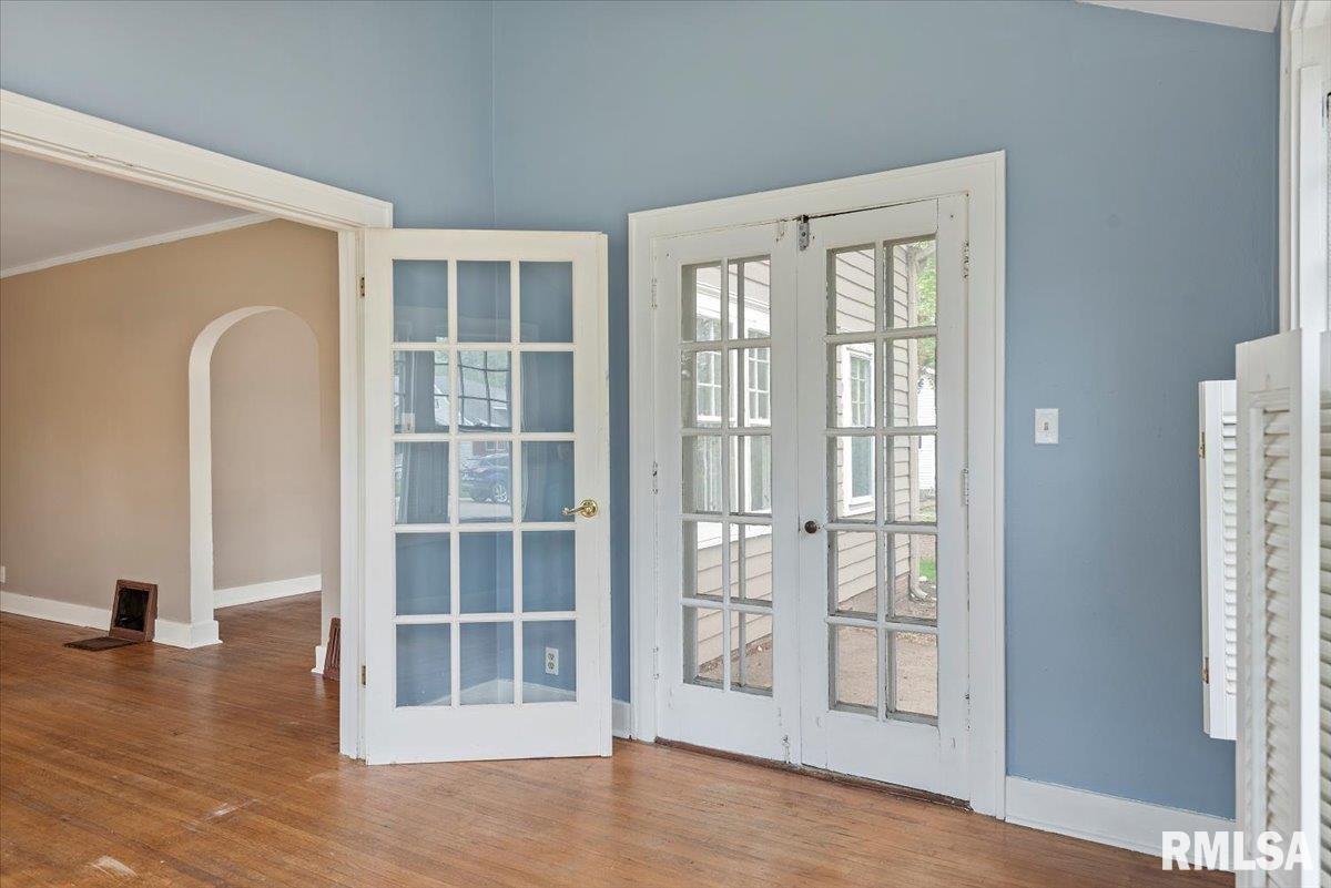 1615 South Douglas Avenue Springfield, IL 62704 - Photo 10 of 37