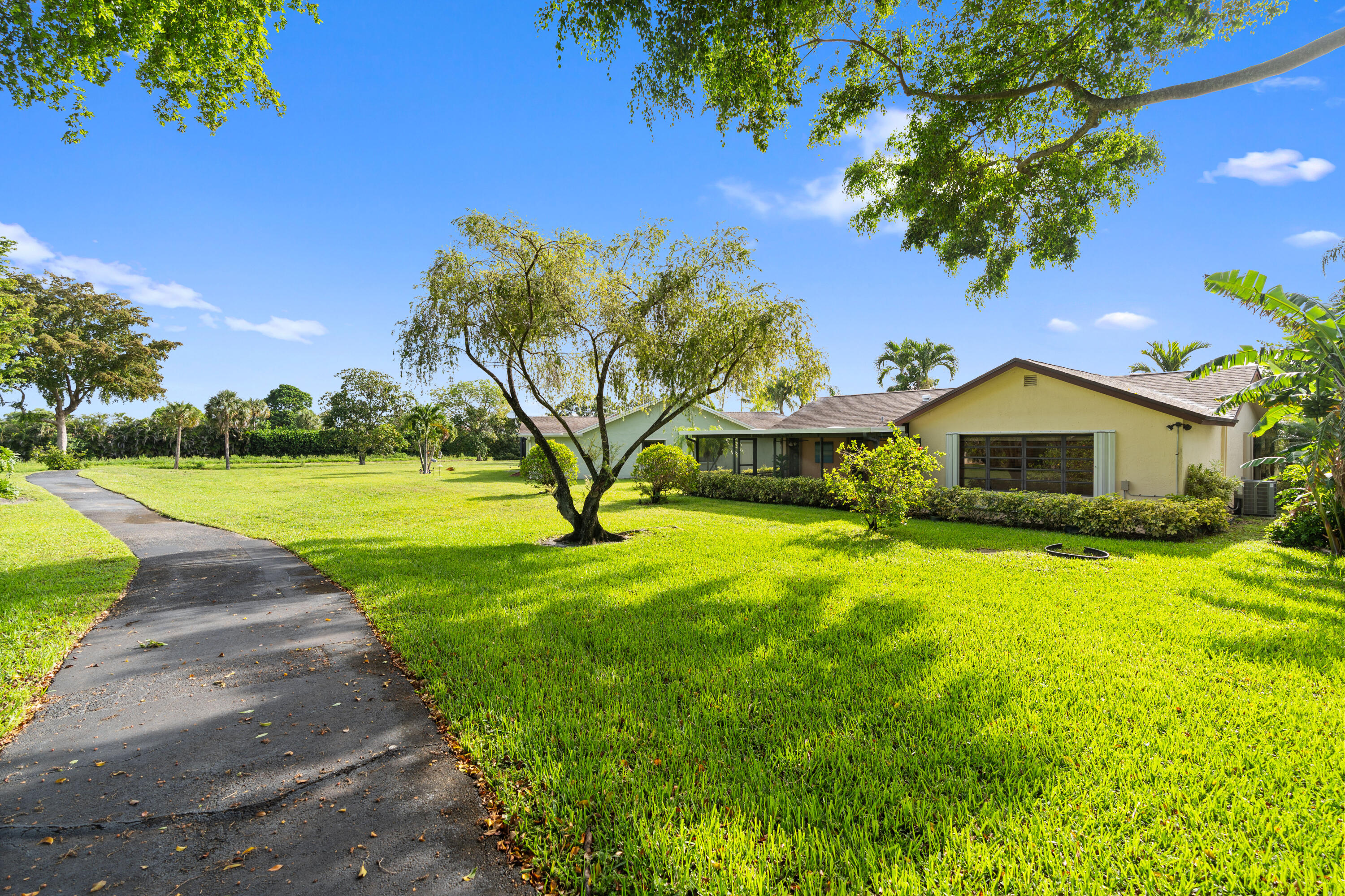 18051 104th Terrace South Boca Raton, FL 33498 - Photo 3 of 36 DSC08005