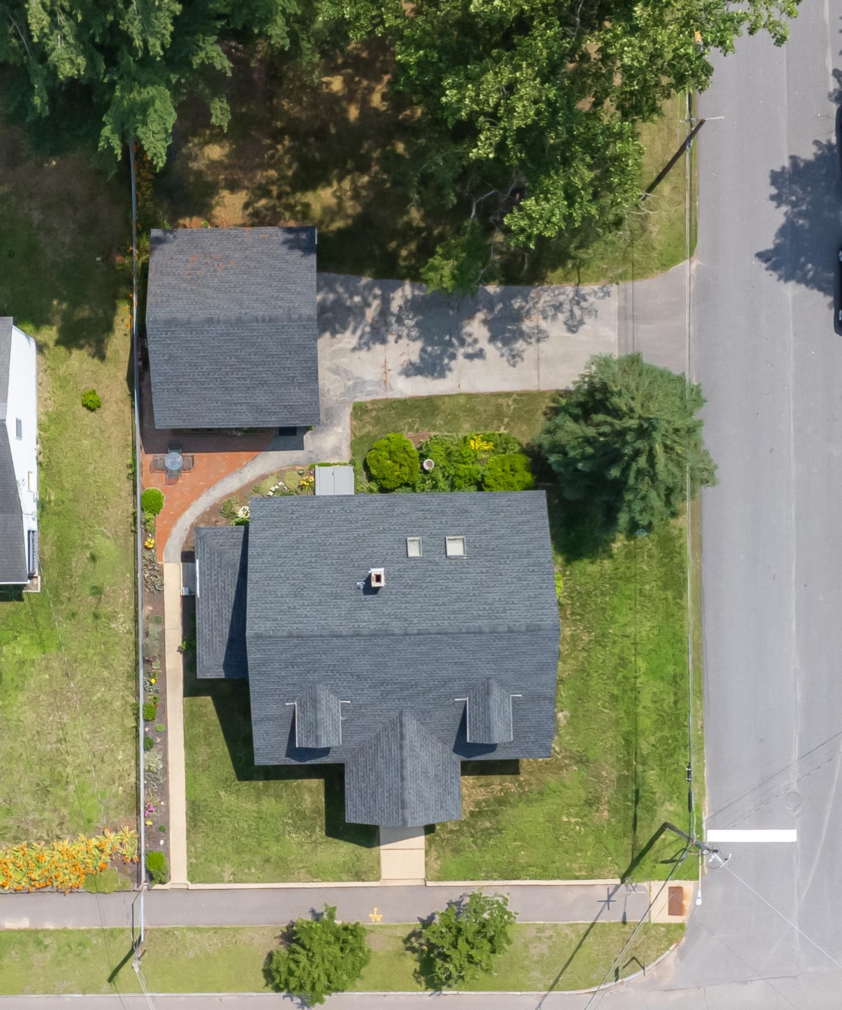 29 Clinton Street Concord, NH 03301 - Photo 37 of 40