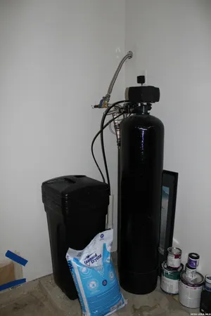 a close view of sink