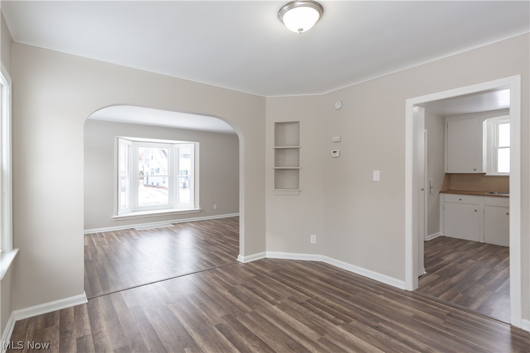 855 Nela View Road Cleveland Heights, OH 44112 - Photo 8 of 23