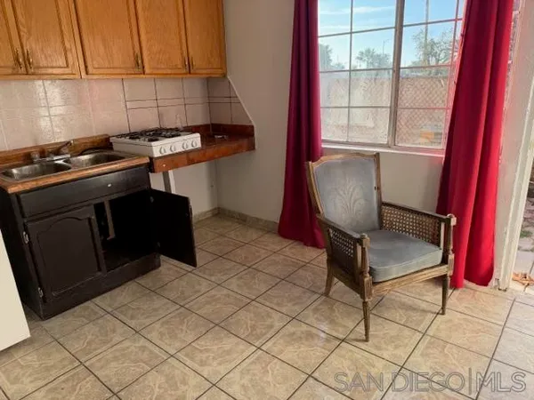 $365,000 | 200 Ct Calexico Ca, Calexico, CA 92231