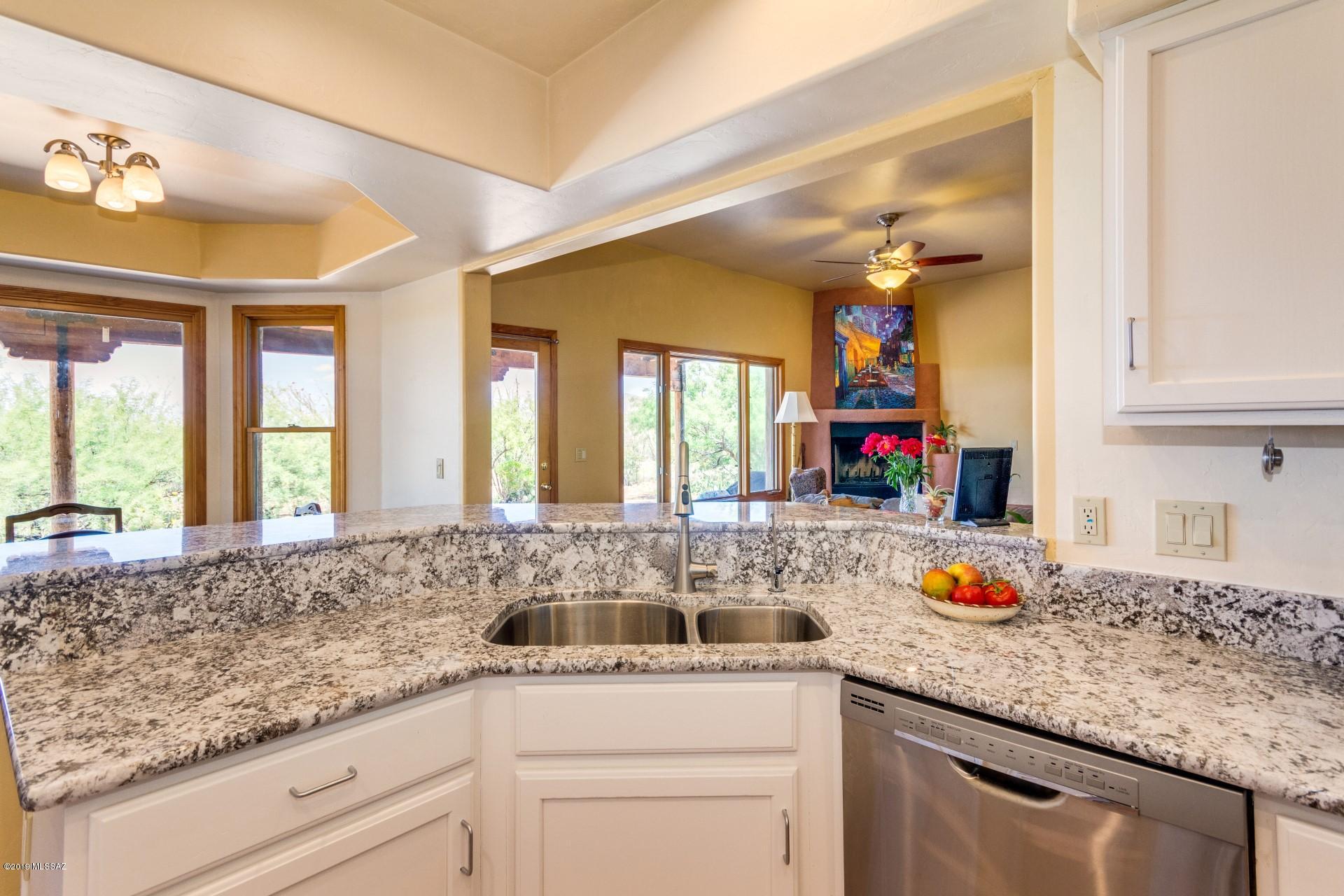 9809 East Ocotillo Rim Trail Vail, AZ 85641 - Photo 15 of 39 Gallery Image 15