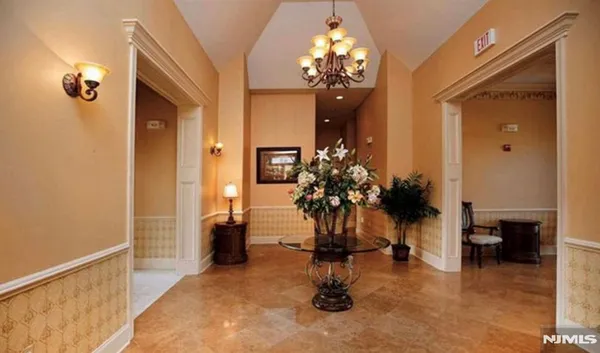 $3,200 | 3111 Windsor Park Court, Unit 3111, Englewood, NJ 07631
