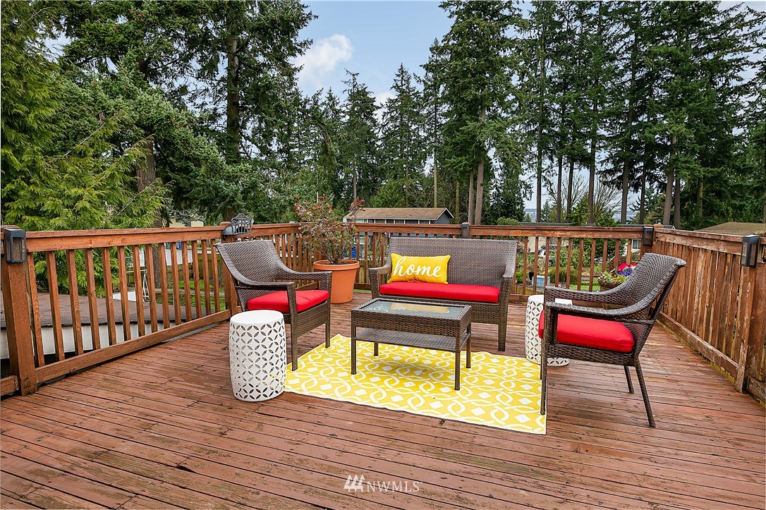 21723 2nd Avenue Southeast Bothell, WA 98021 - Photo 24 of 27 a view of sitting area with furniture and wooden deck