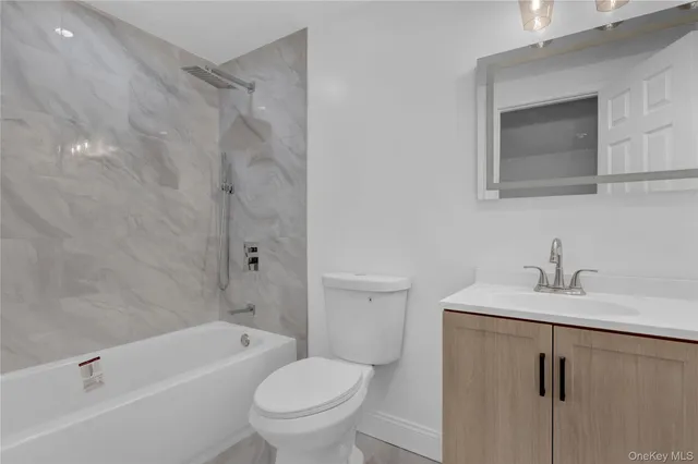 $599,000 | 321 Smith Road, Shirley, NY 11967