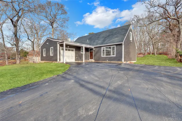 $599,000 | 321 Smith Road, Shirley, NY 11967