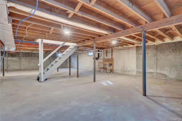 $599,000 | 321 Smith Road, Shirley, NY 11967