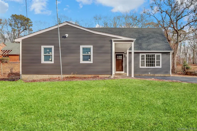 $599,000 | 321 Smith Road, Shirley, NY 11967