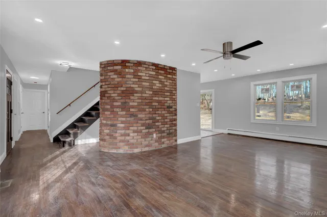 $599,000 | 321 Smith Road, Shirley, NY 11967