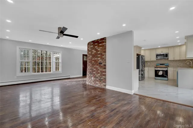 $599,000 | 321 Smith Road, Shirley, NY 11967