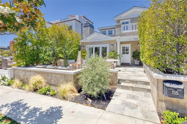 $10,500 | 705 Larkspur Avenue, Corona del Mar, CA 92625