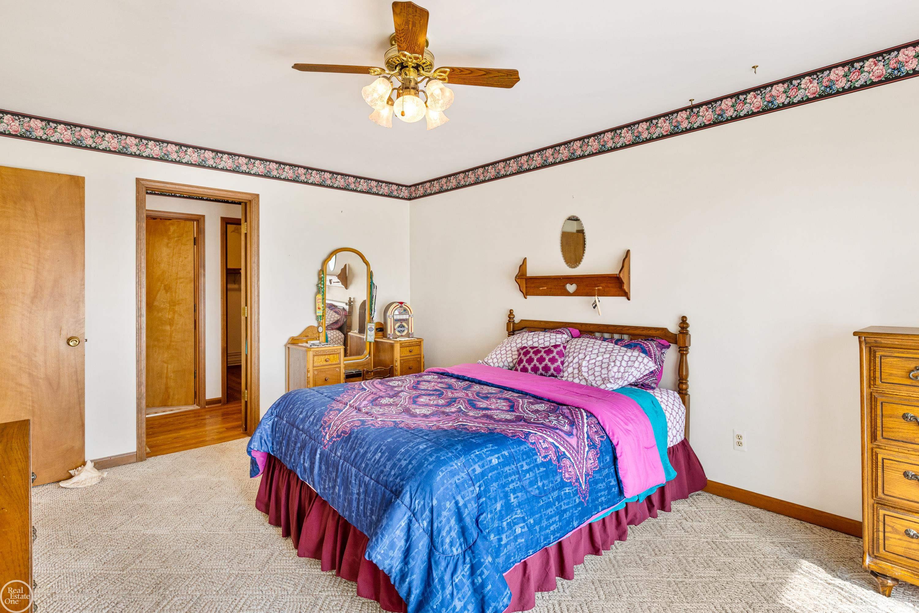 861 Hessen Road Columbus, MI 48063 - Photo 10 of 14 50153504-78EE8959-2DC5-4D2D-8AF6-E581D5F85587.JPG