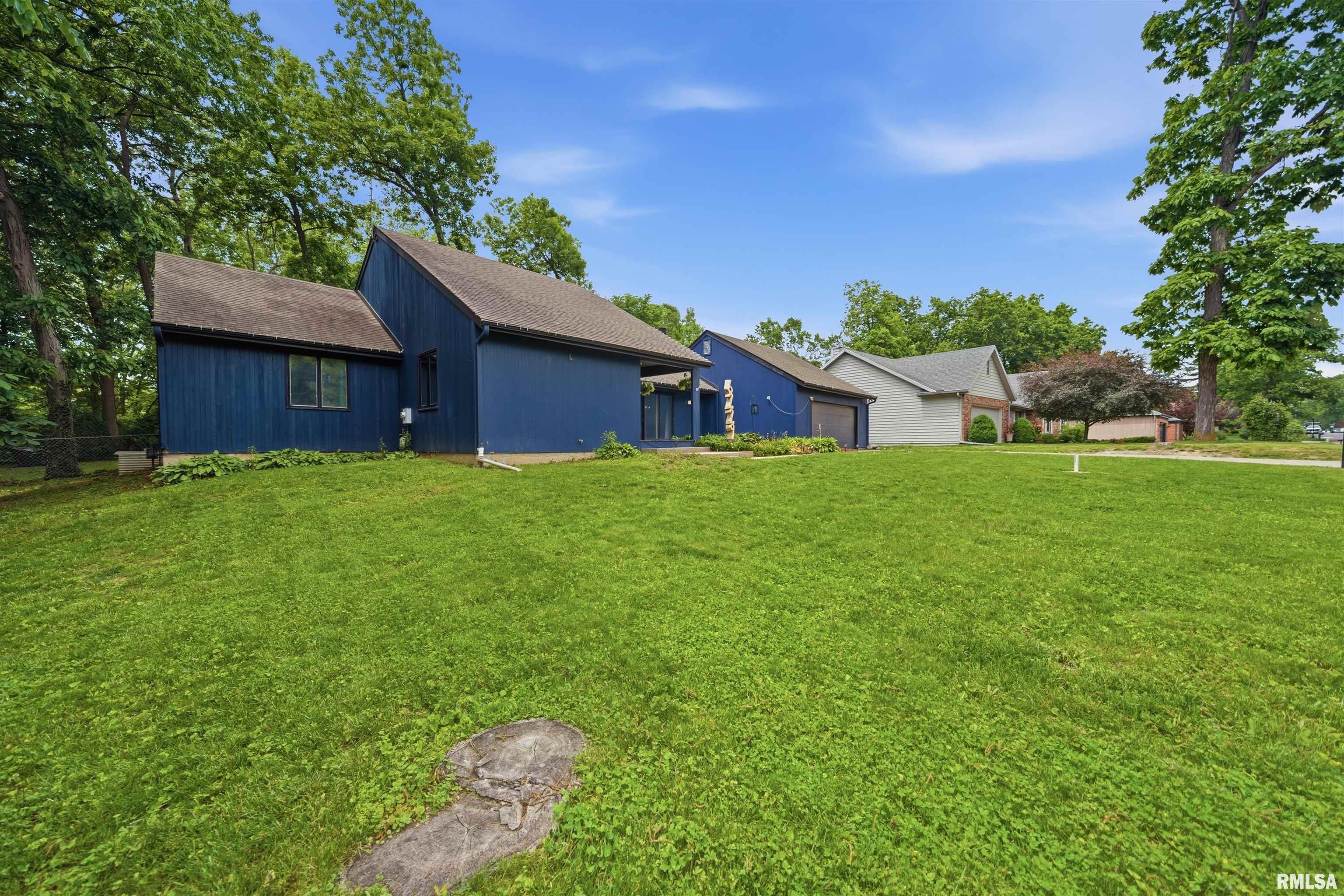 6229 North Post Oak Road Peoria, IL 61615 - Photo 3 of 56 Gallery Image 3