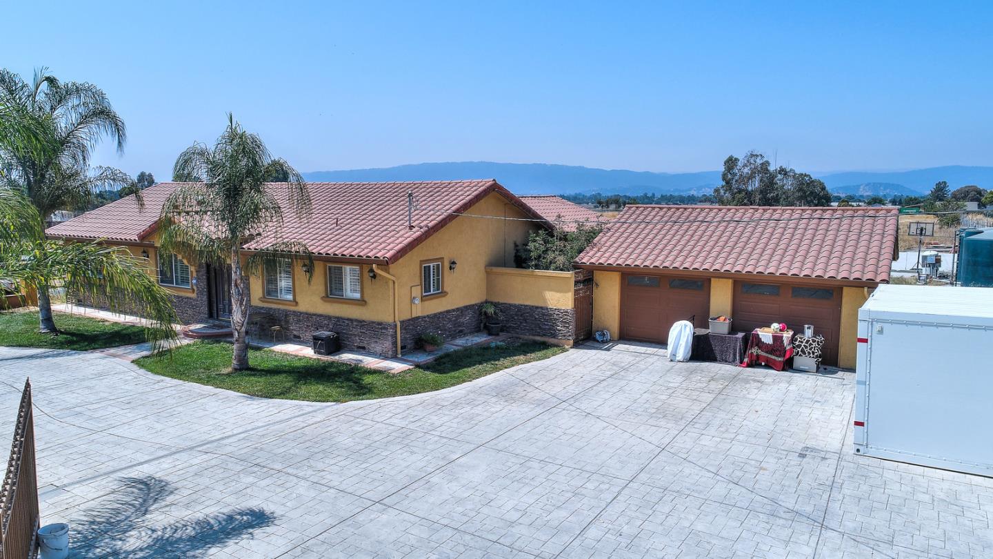 10415 New Avenue Gilroy, CA 95020 - Photo 38 of 55