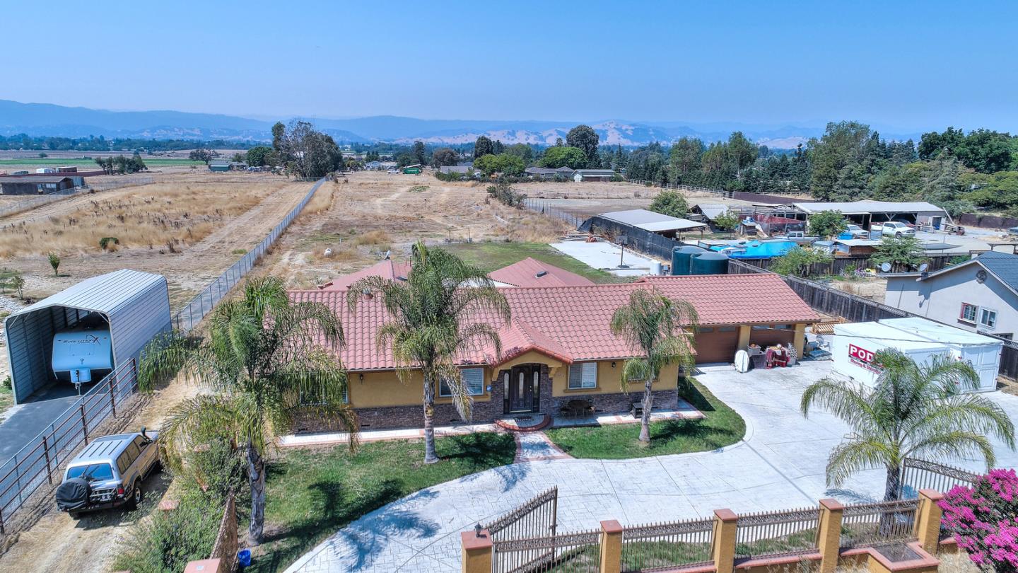 10415 New Avenue Gilroy, CA 95020 - Photo 40 of 55