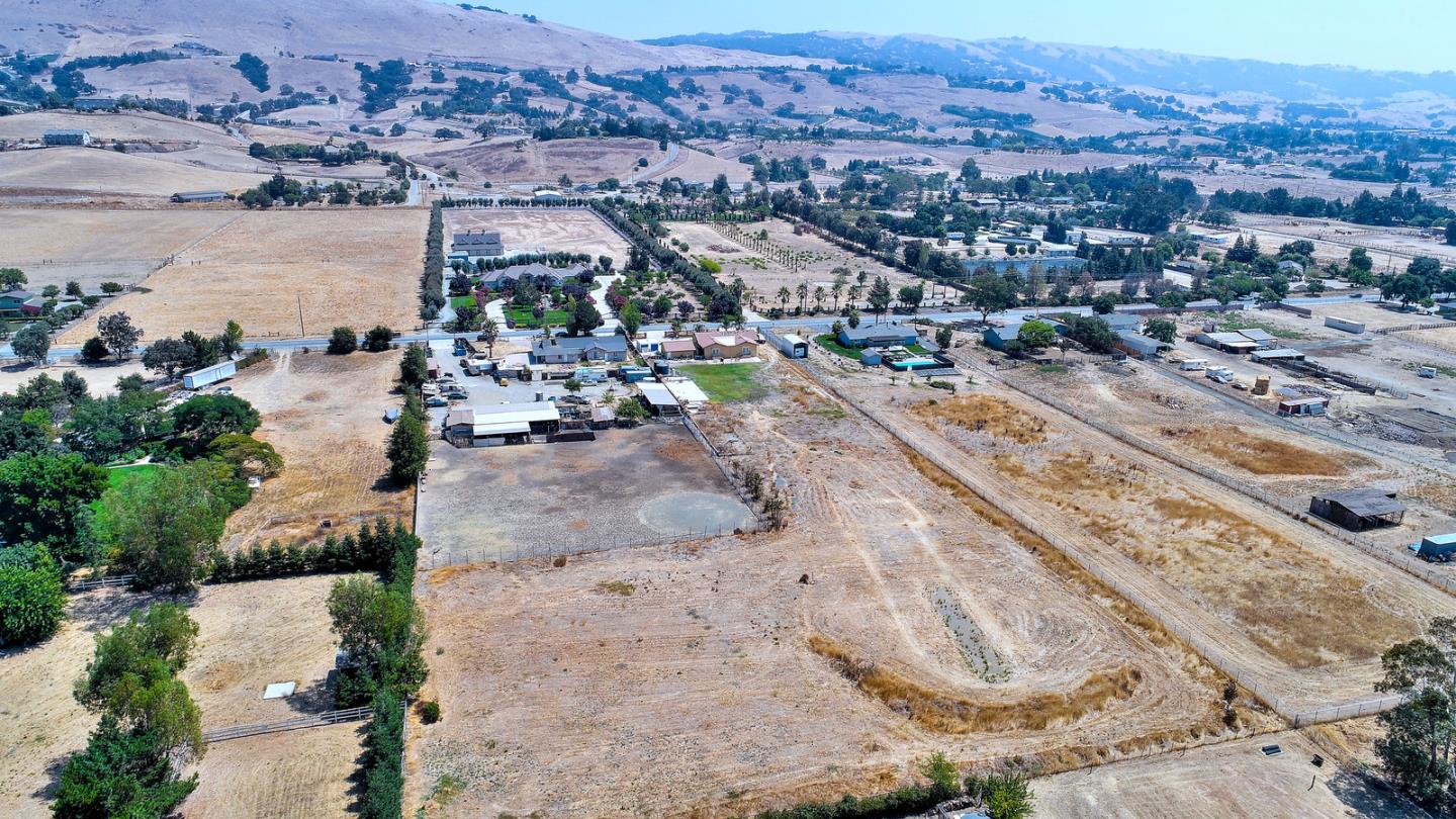 10415 New Avenue Gilroy, CA 95020 - Photo 51 of 55 an aerial view of residential houses with outdoor space