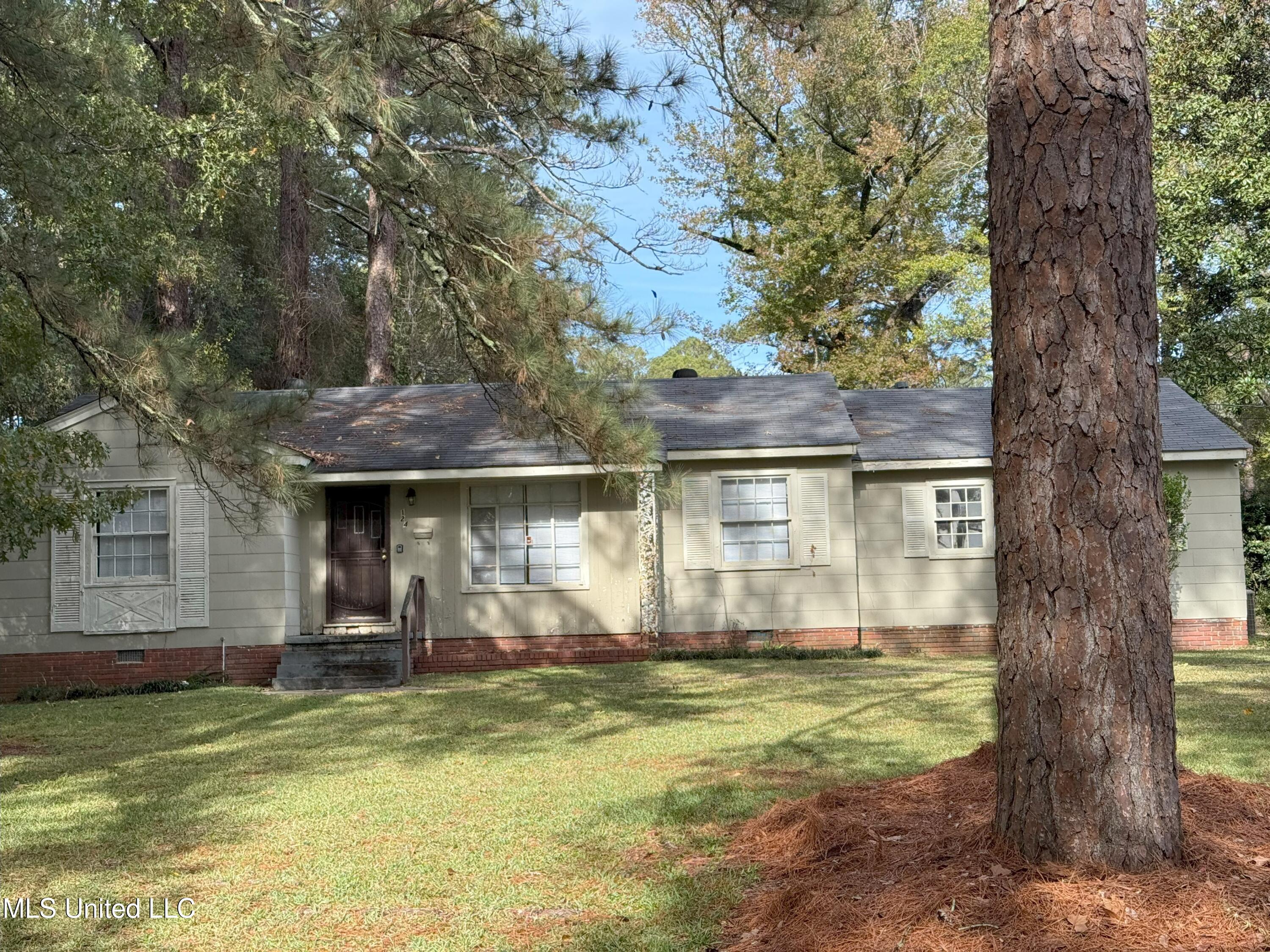 124 South Sunset Terrace Jackson, MS 39212 - Photo 1 of 13 sunset terr street view