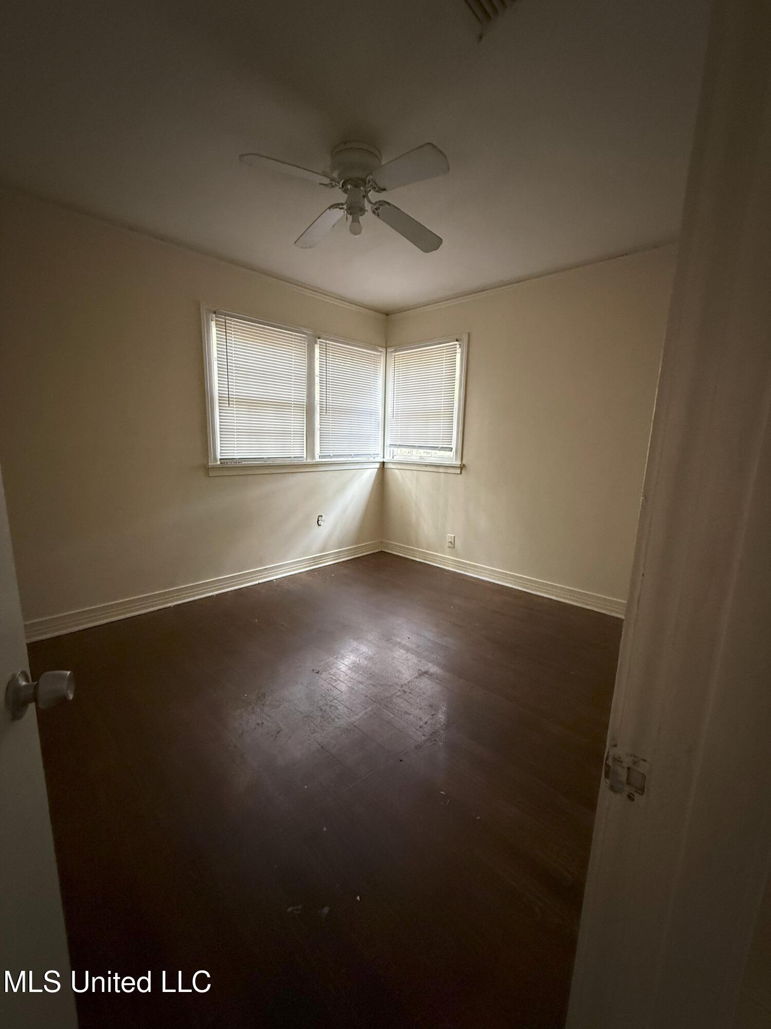 124 South Sunset Terrace Jackson, MS 39212 - Photo 6 of 13 sunset terr bedroom 2
