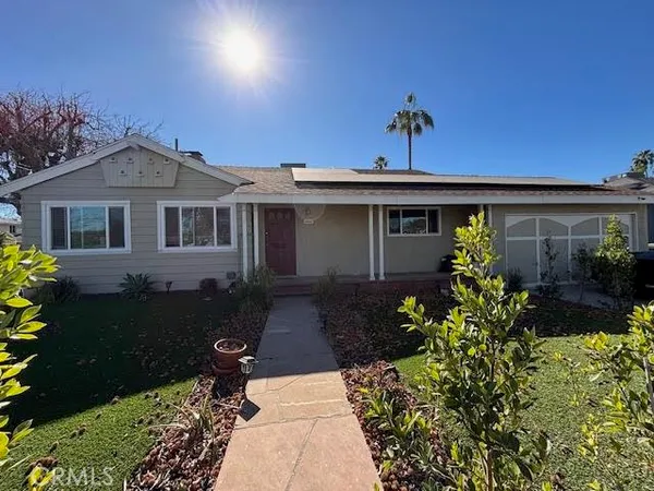 $995,000 | 13600 Sylvan Street, Valley Glen, CA 91401