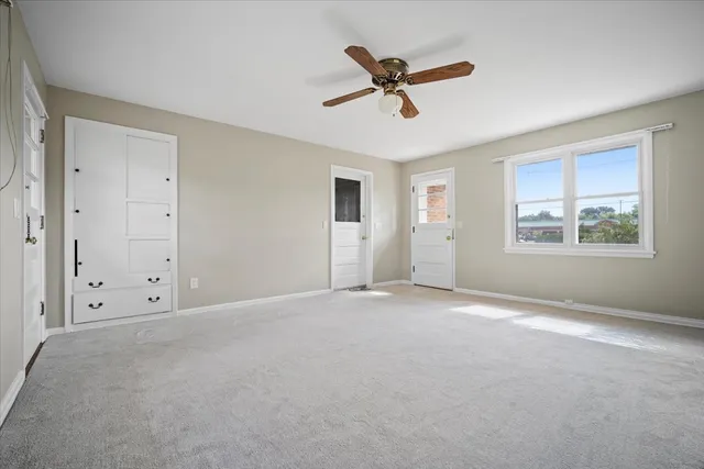 $249,000 | 2202 East Oakland Avenue, Bloomington, IL 61701