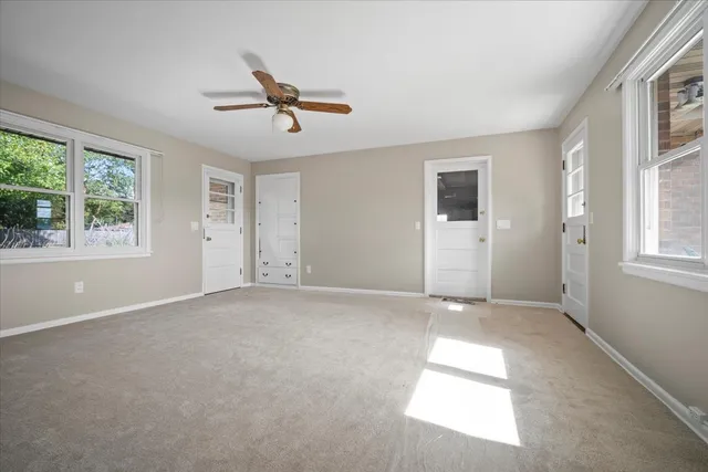 $249,000 | 2202 East Oakland Avenue, Bloomington, IL 61701