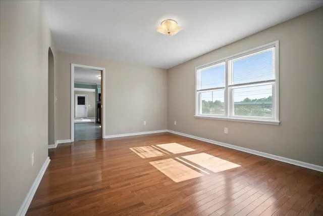 $249,000 | 2202 East Oakland Avenue, Bloomington, IL 61701