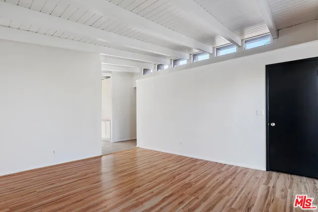 a view of an entryway