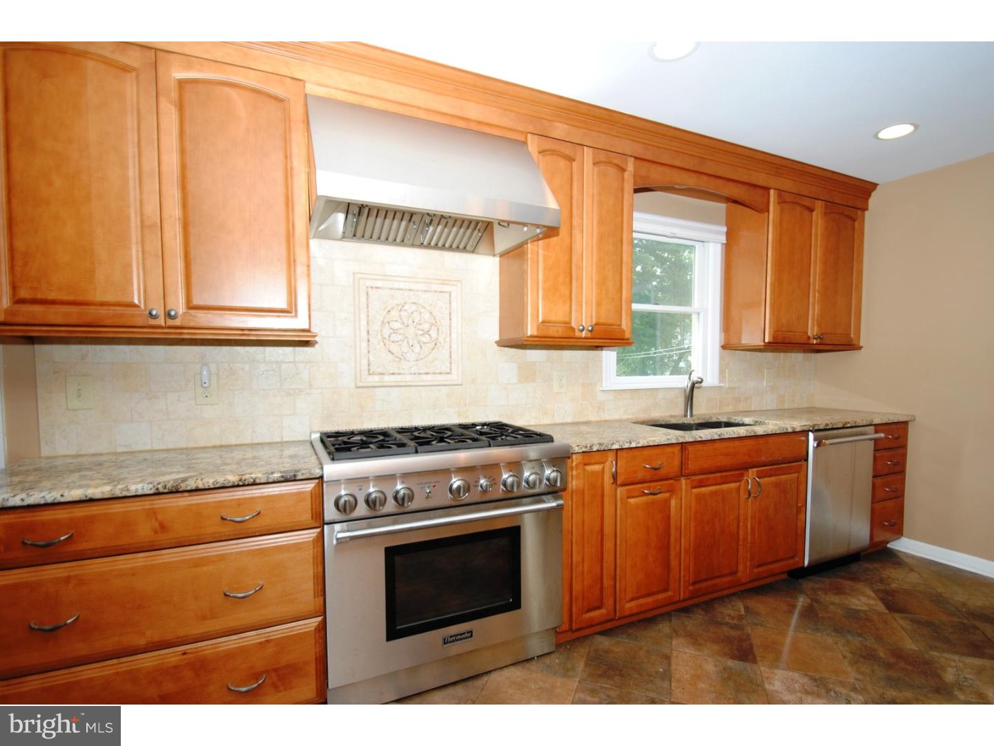 3 Lions Road Hamilton, NJ 08619 - Photo 11 of 23 Gallery Image 11