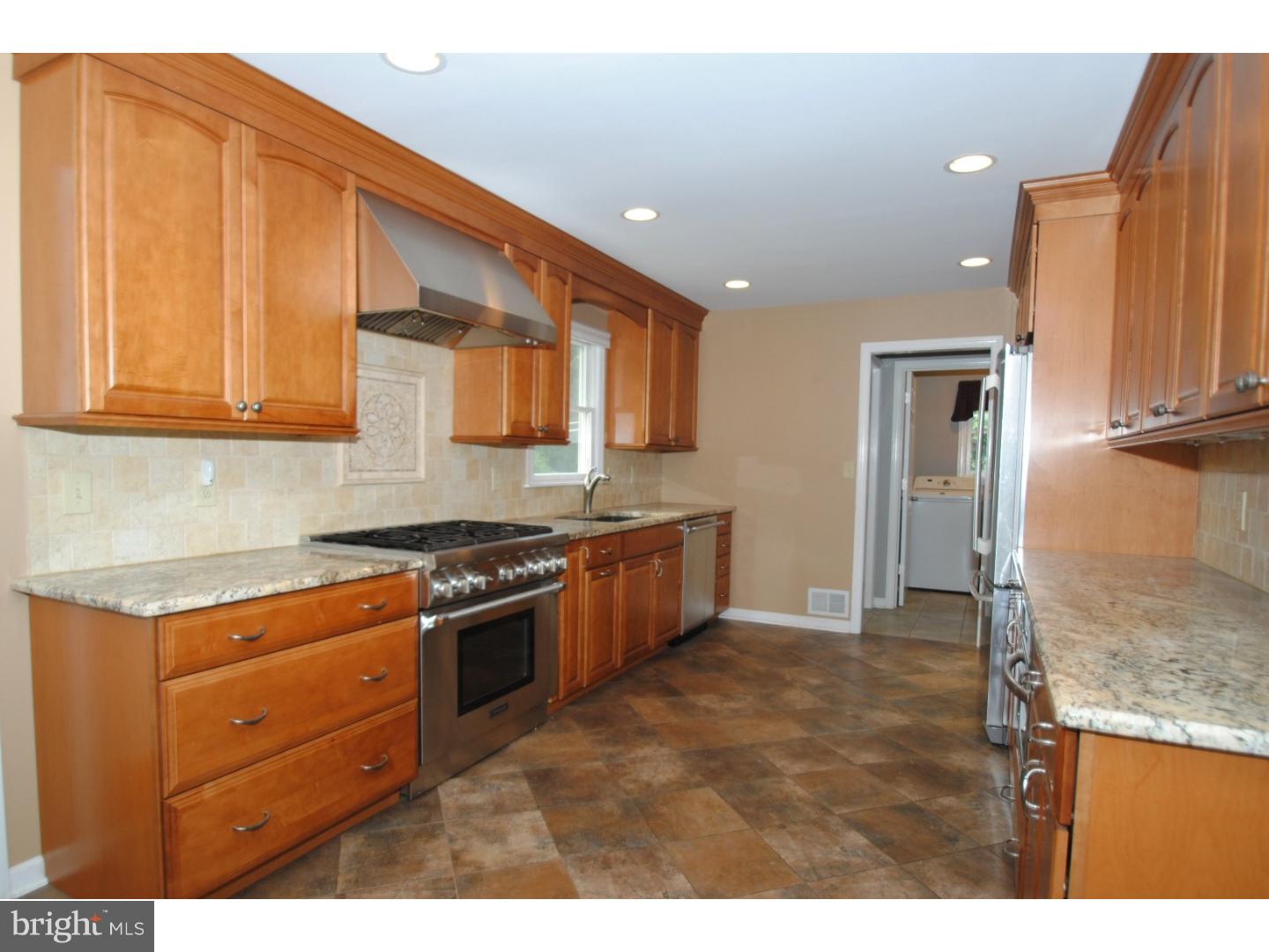 3 Lions Road Hamilton, NJ 08619 - Photo 9 of 23 Gallery Image 9