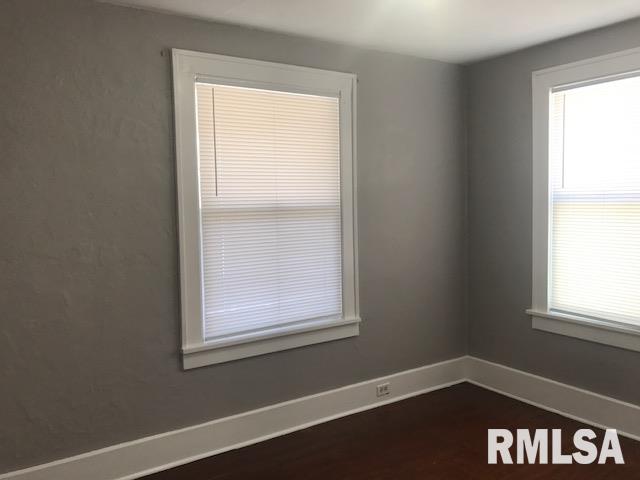 1716 South College Street Springfield, IL 62704 - Photo 16 of 28 Gallery Image 16