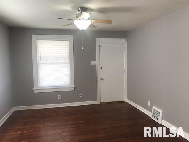1716 South College Street Springfield, IL 62704 - Photo 24 of 28 Gallery Image 24