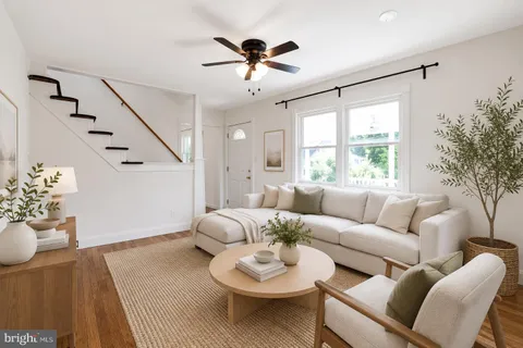 $399,000 | 8702 50th Place, College Park, MD 20740