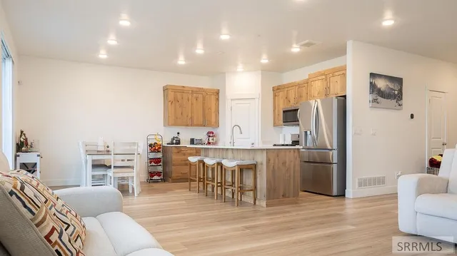 $540,000 | 2475 East Pinnacle Drive, Idaho Falls, ID 83401