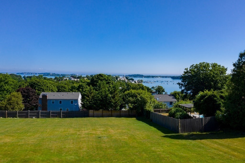 26 Talbot Road Hingham, MA 02043 - Photo 5 of 40 a building view with a garden