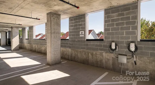 $5,175 | 2025 Cleveland Avenue, Unit SOLARIUM, Charlotte, NC 28203