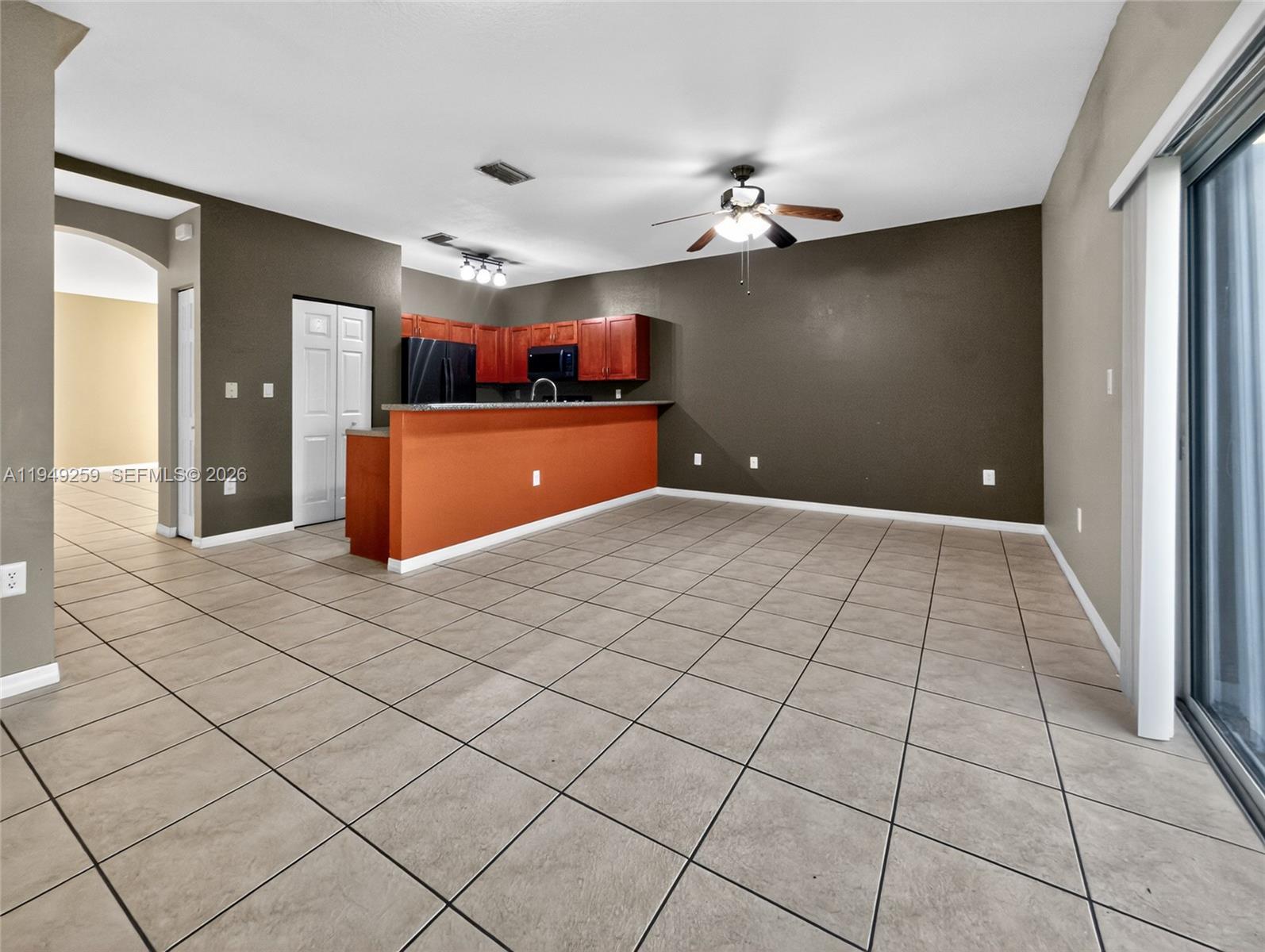 14053 Southwest 49th Street, Unit 7 Miramar, FL 33027 - Photo 5 of 36