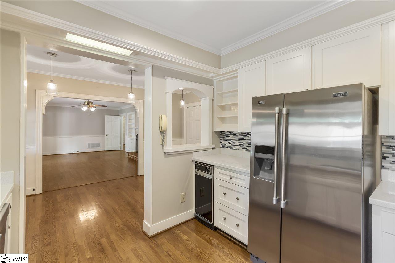 305 West Faris Road Greenville, SC 29605 - Photo 15 of 36 Gallery Image 15