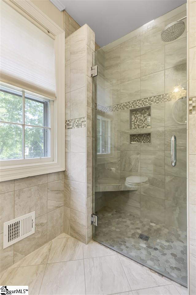 305 West Faris Road Greenville, SC 29605 - Photo 27 of 36 Gallery Image 27