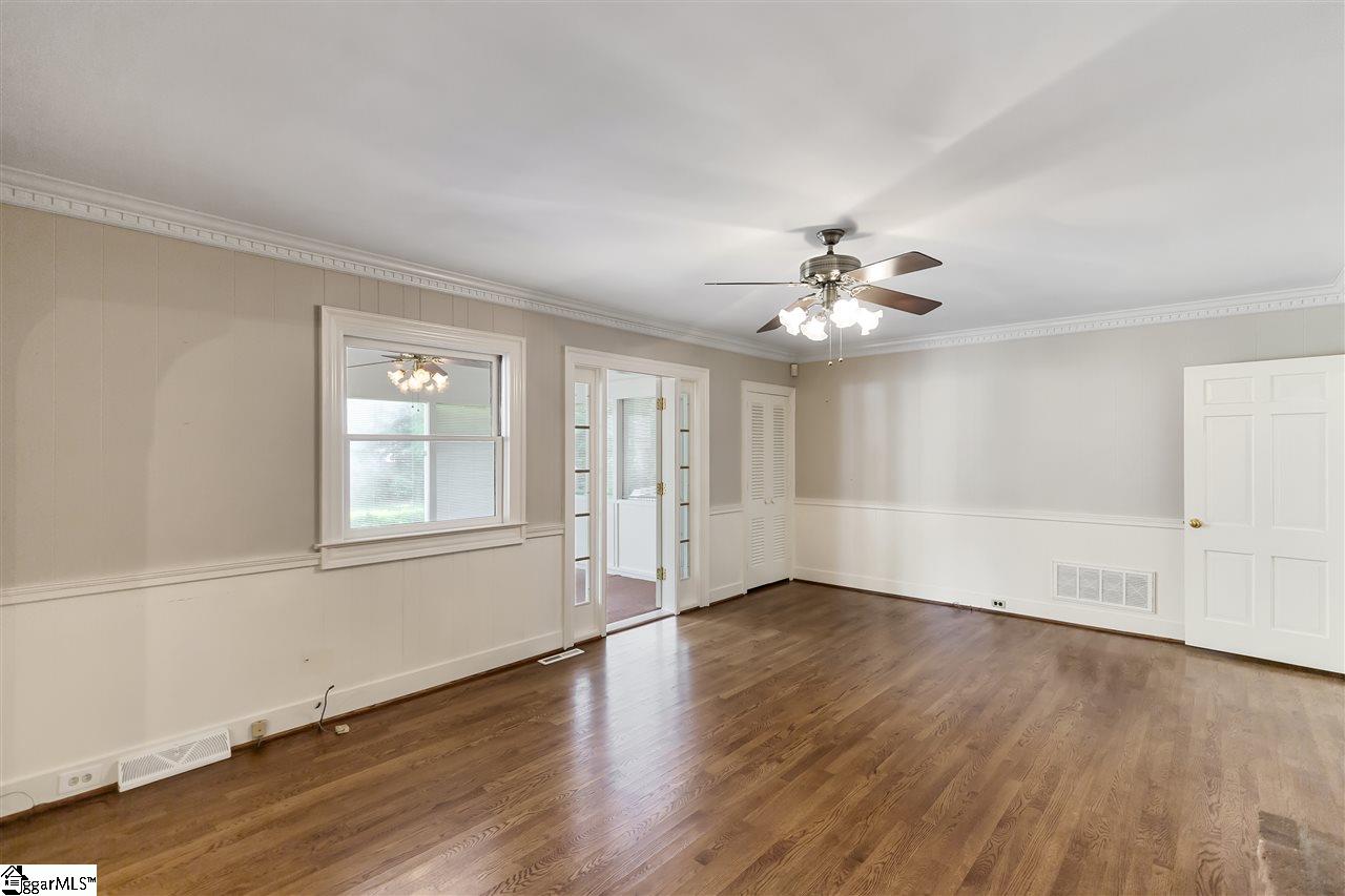 305 West Faris Road Greenville, SC 29605 - Photo 10 of 36 Gallery Image 10