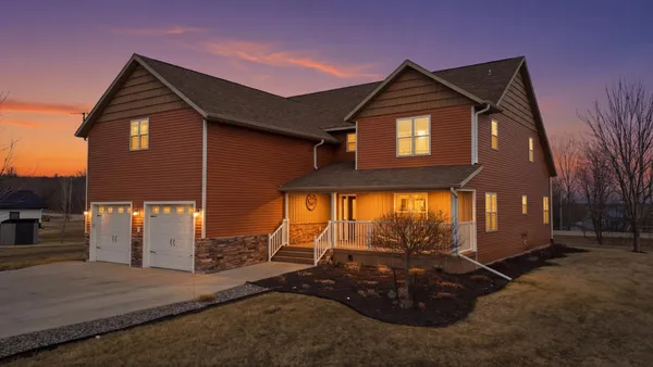 $860,000 | 15476 Trillium Trail, Lake Park, MN 56554