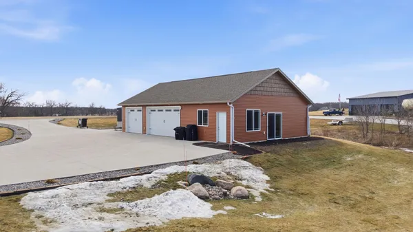 $849,000 | 15476 Trillium Trail, Lake Park, MN 56554