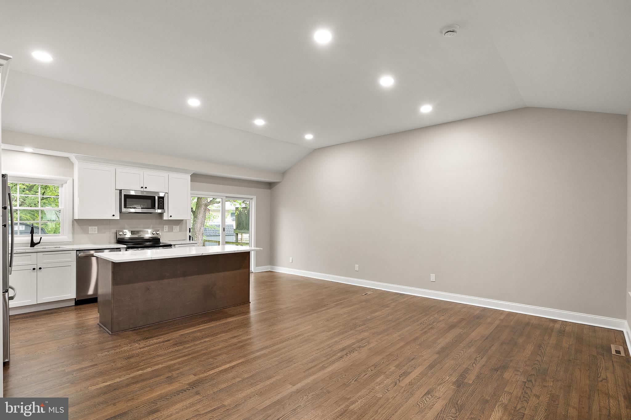 88 Scottfield Drive Newark, DE 19713 - Photo 5 of 29