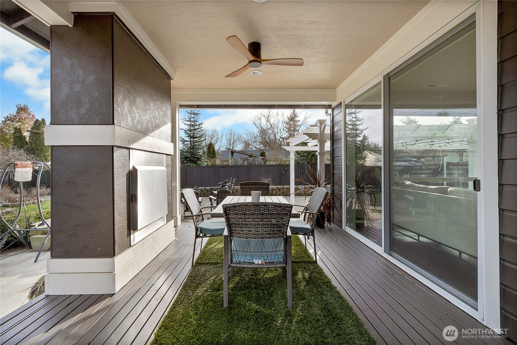 31524 11th Place Southwest Federal Way, WA 98023 - Photo 28 of 40 a balcony with chairs and a table