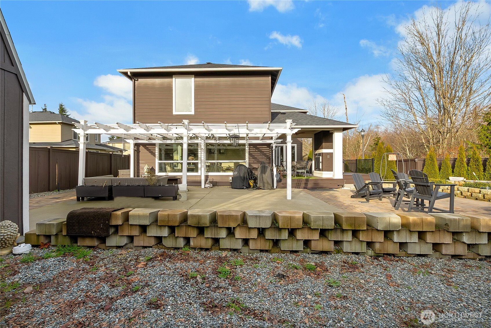 31524 11th Place Southwest Federal Way, WA 98023 - Photo 35 of 40 a front view of a house with a yard and garage