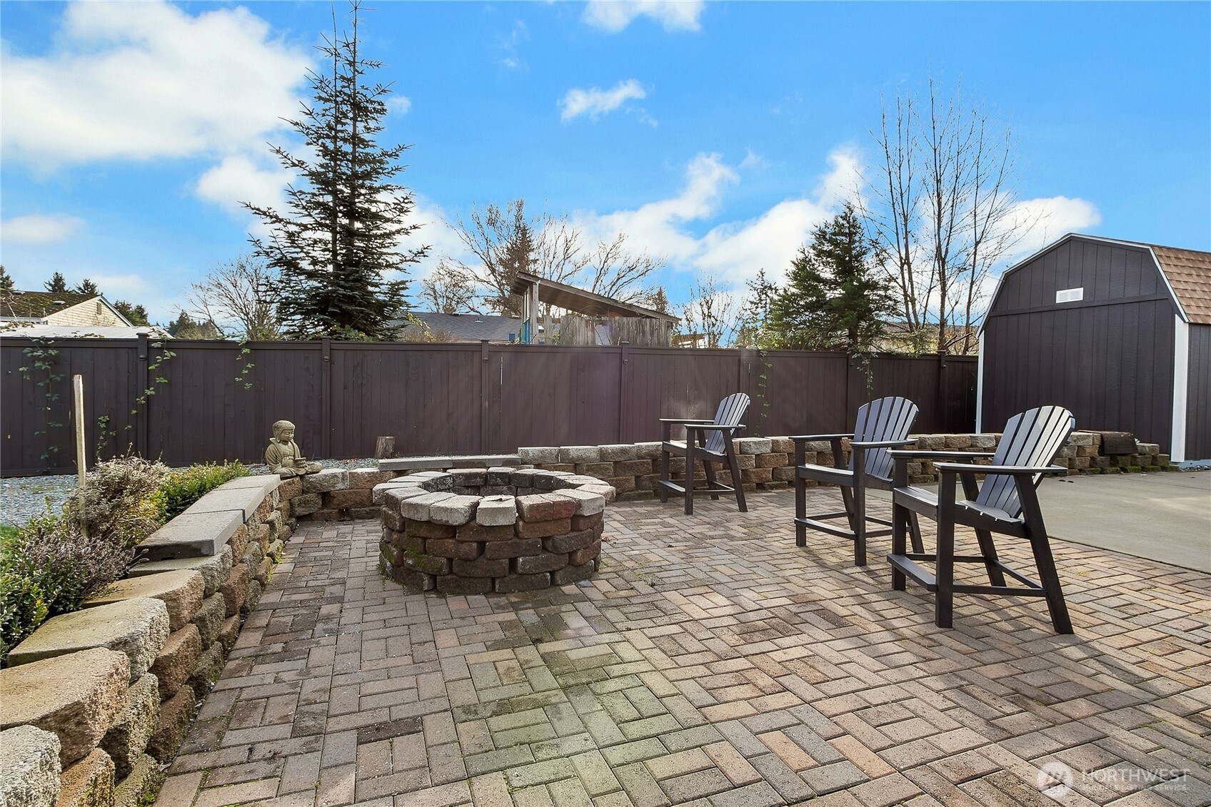 31524 11th Place Southwest Federal Way, WA 98023 - Photo 36 of 40 a view of a backyard with sitting area
