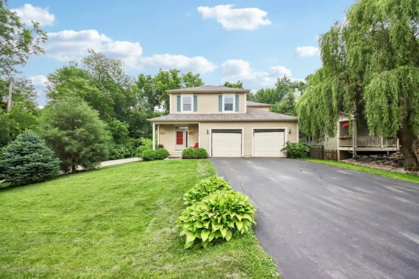 $375,000 | 5105 West Flanders Road, McHenry, IL 60050