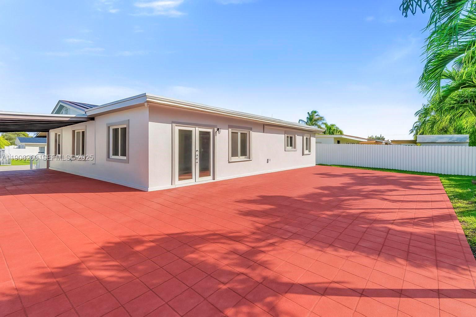 15430 Southwest 308th Street Homestead, FL 33033 - Photo 34 of 60